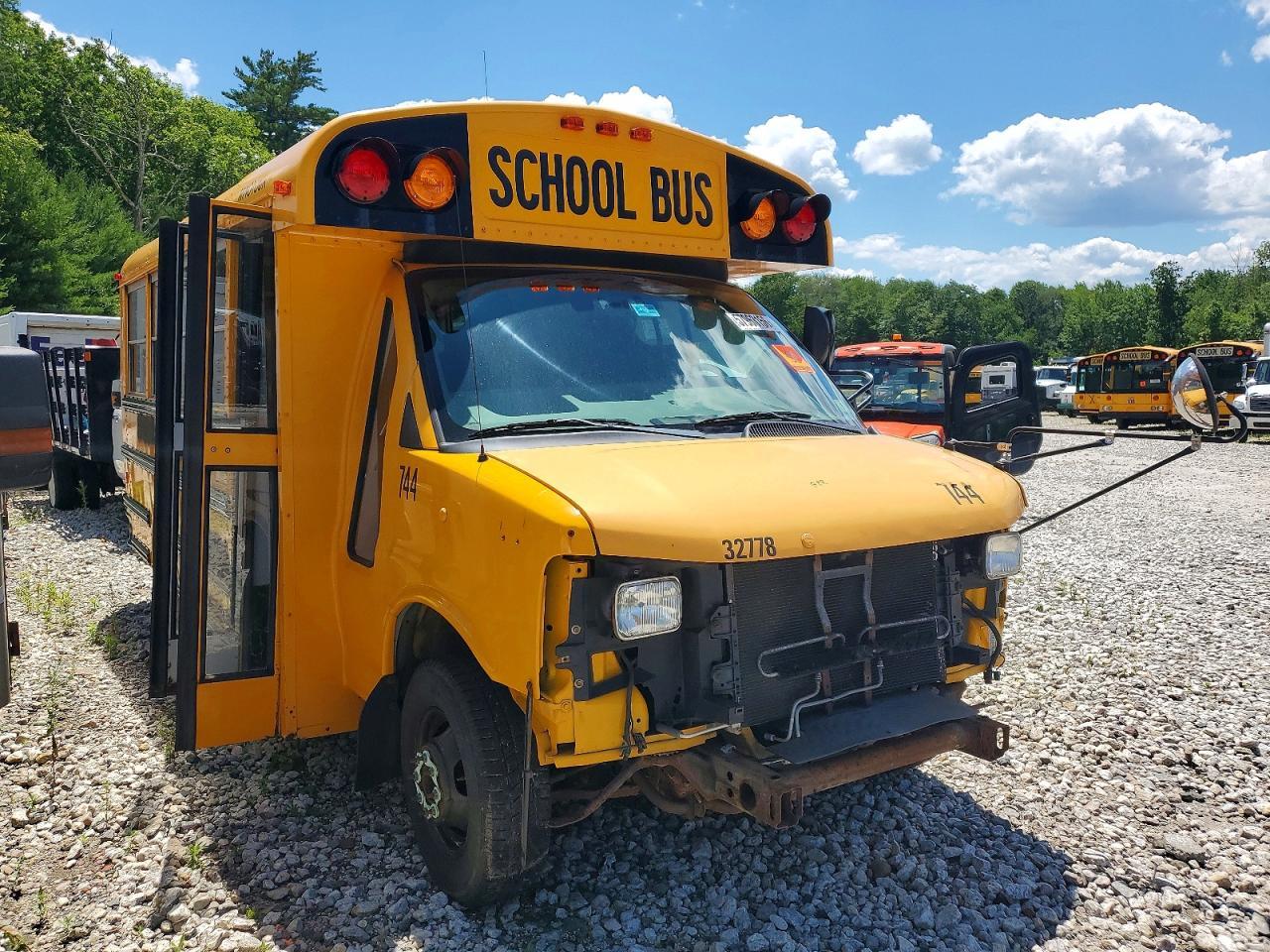 2014 Chevrolet Express G3 - School Bus