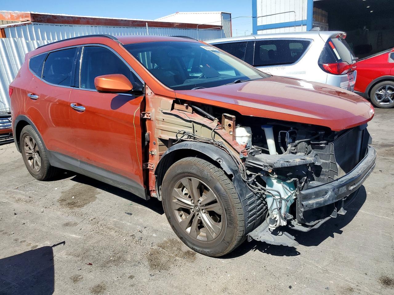 2014 Hyundai Santa Fe Sport 2.4L - Image 4