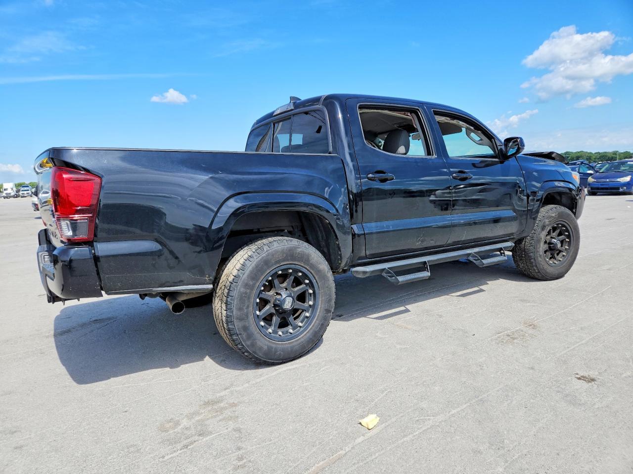 2019 Toyota Tacoma Sr V6 - Фото 3