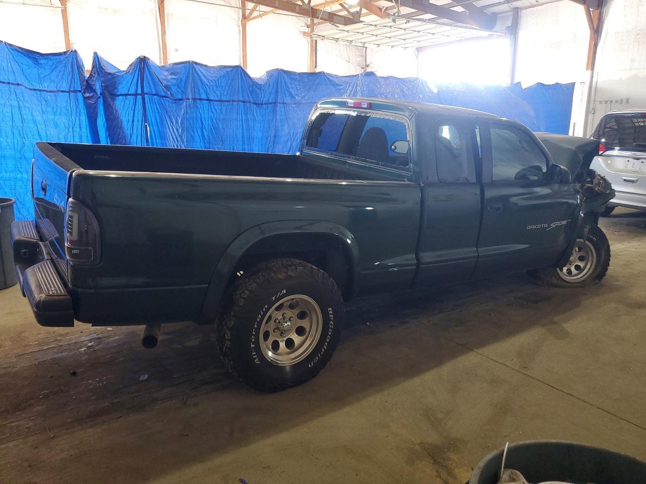 1999 Dodge Dakota - Image 3