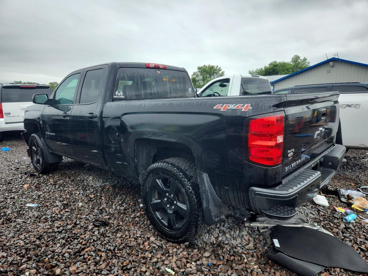 2016 Chevrolet Silverado K1500 - Фото 2