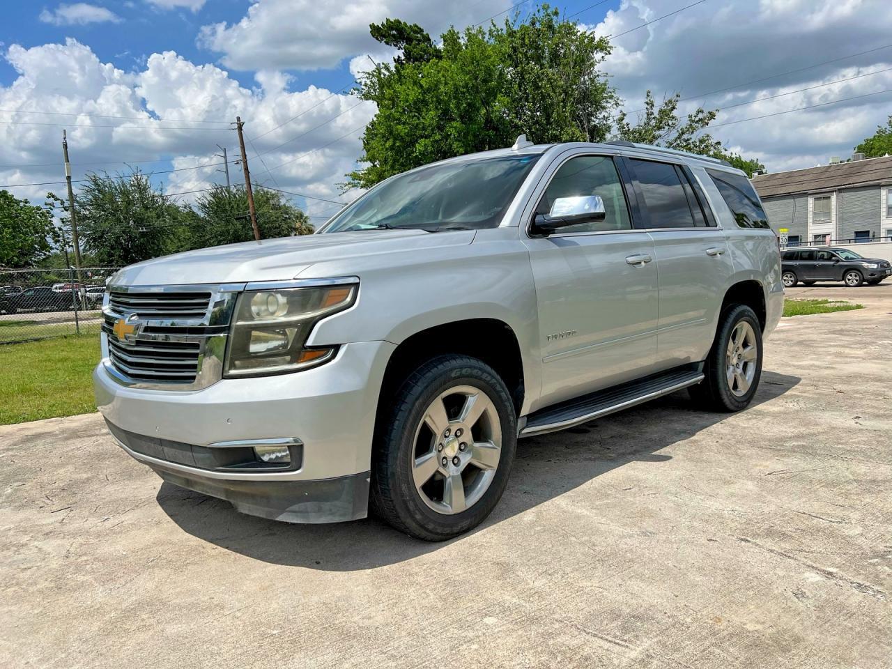 2018 Chevrolet Tahoe C1500 Premier - Фото 2