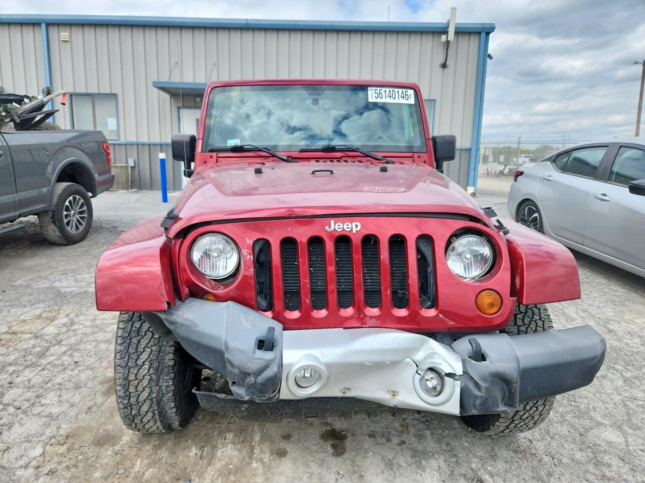 2013 Jeep Wrangler Unlimited Sahara - Image 5