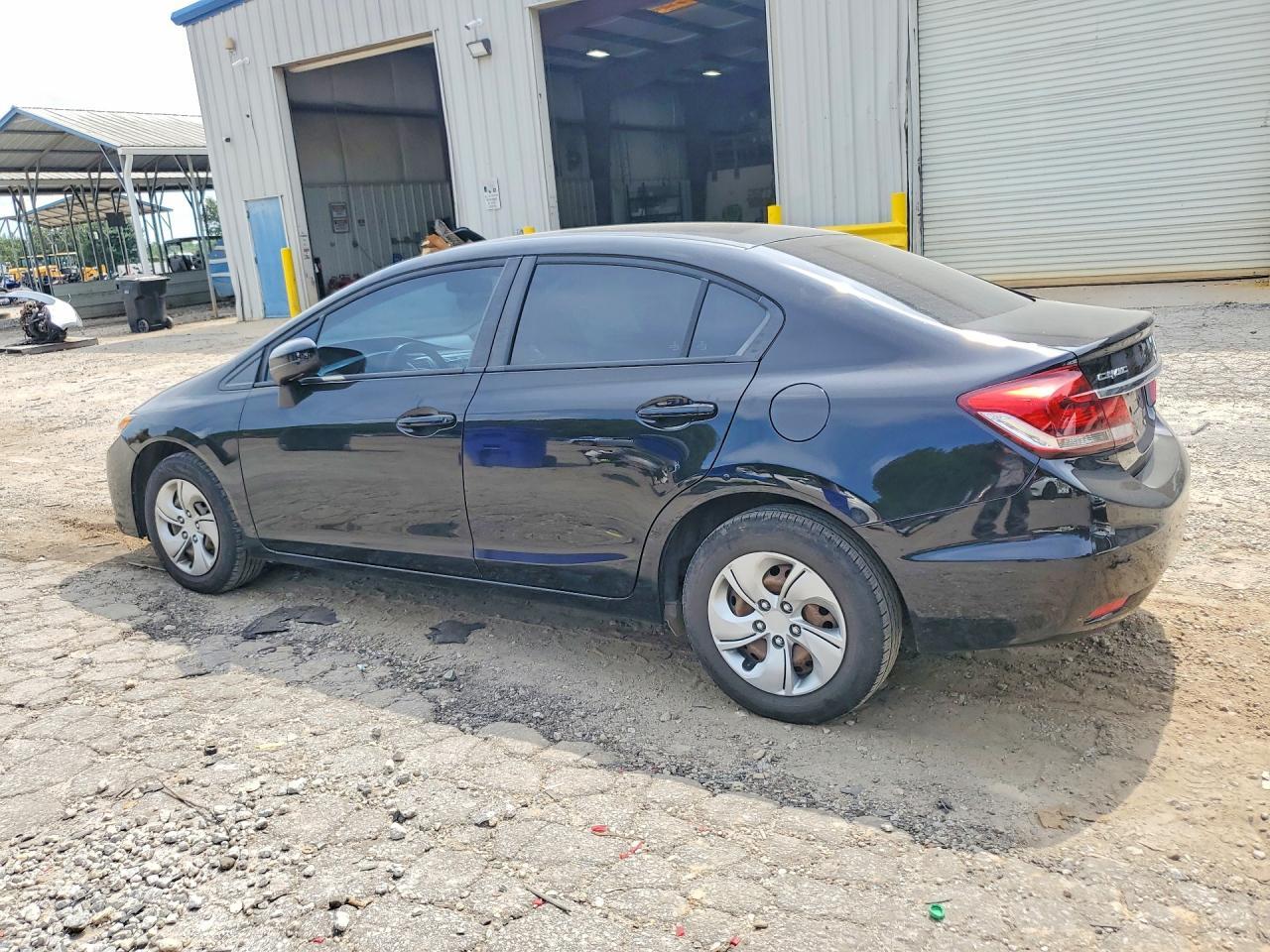 2015 Honda Civic Lx - Фото 2
