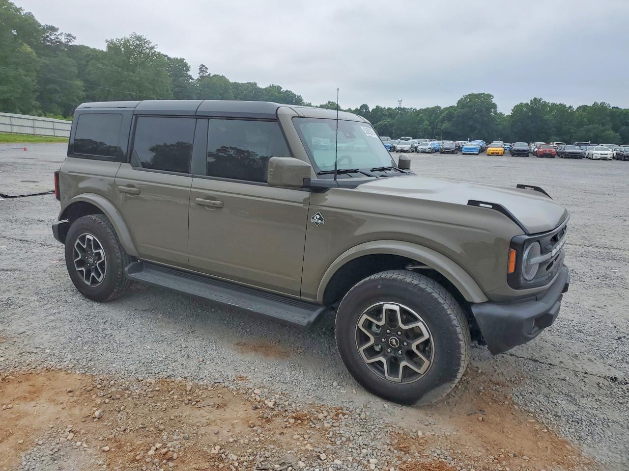 2025 Ford Bronco Outer Banks - Фото 4