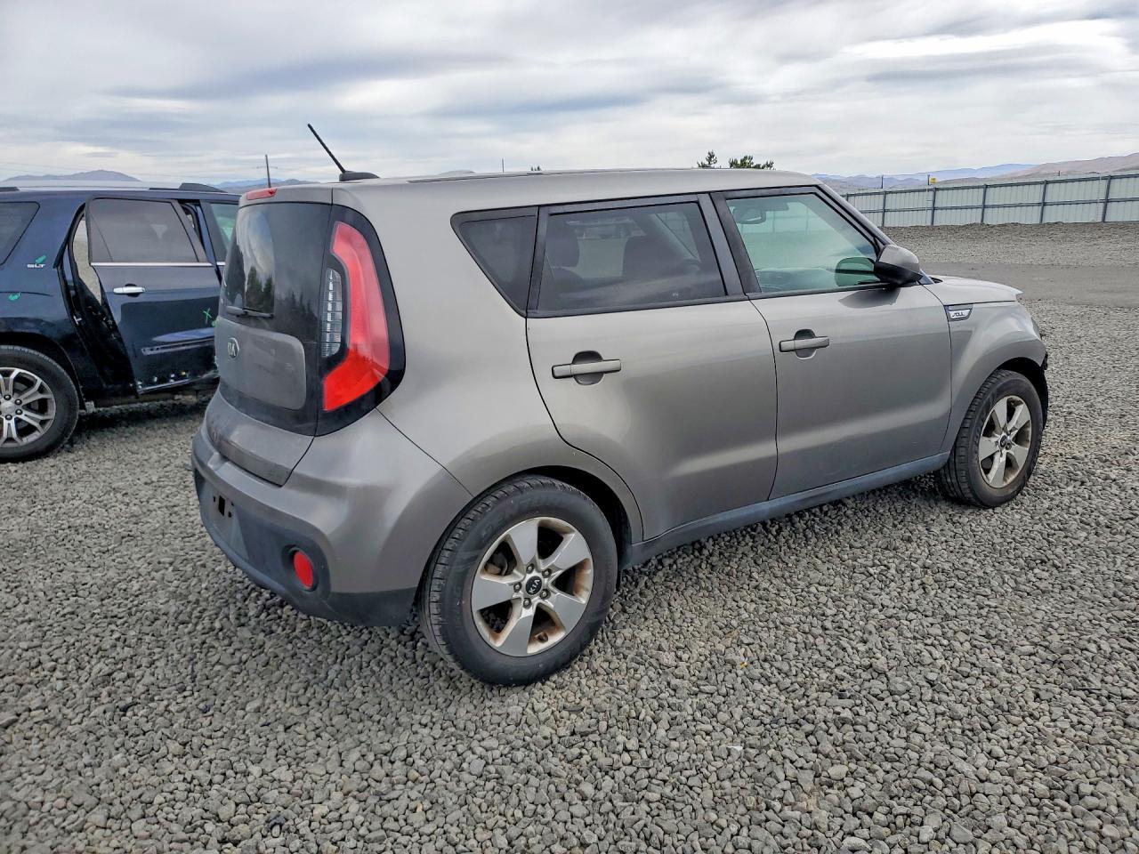 2017 Kia Soul Base - Фото 3