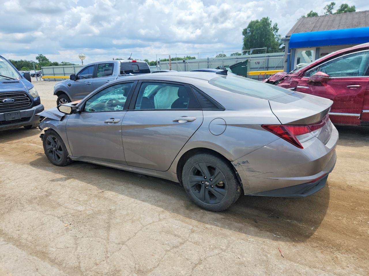 2021 Hyundai Elantra Sel - Фото 2