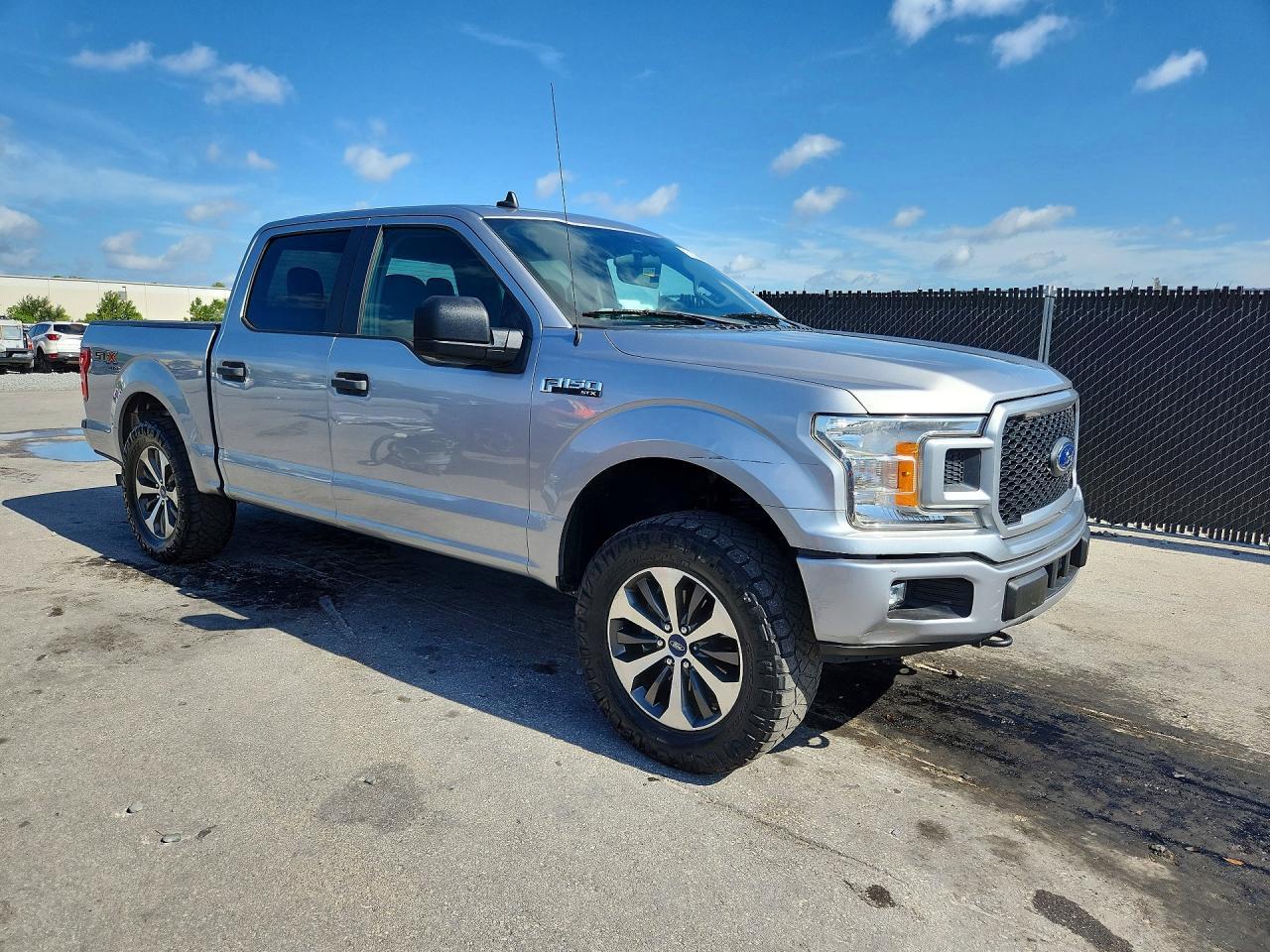 2020 Ford F150 Supercrew - Фото 4