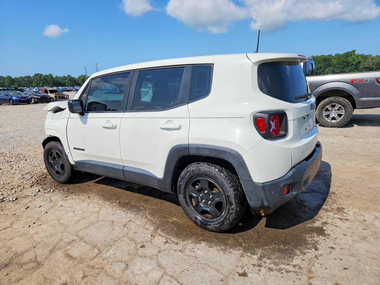 2017 Jeep Renegade Sport - Image 2