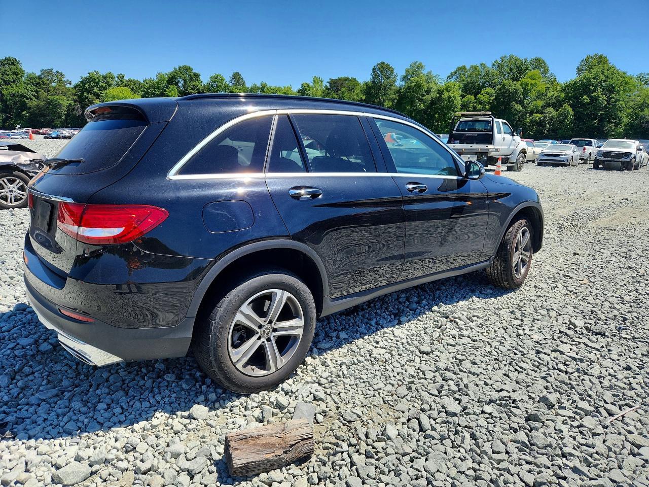 2019 Mercedes-Benz Glc 300 - Image 3