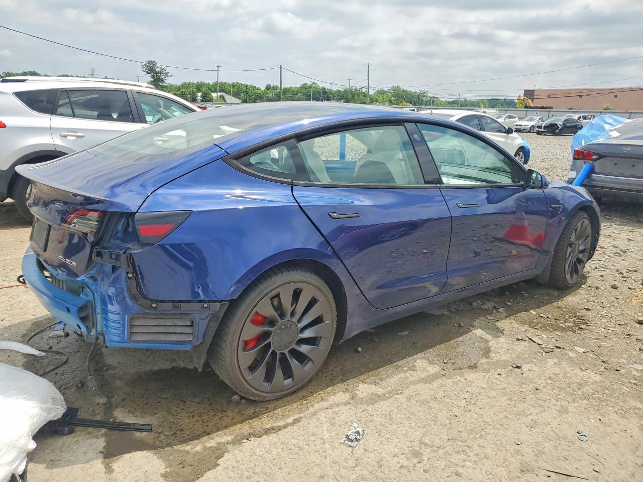 2023 Tesla Model 3 - Image 3