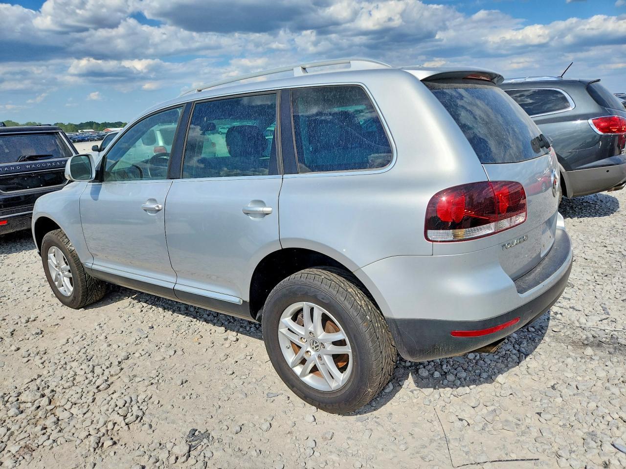 2008 Volkswagen Touareg 2 V6 - Фото 2
