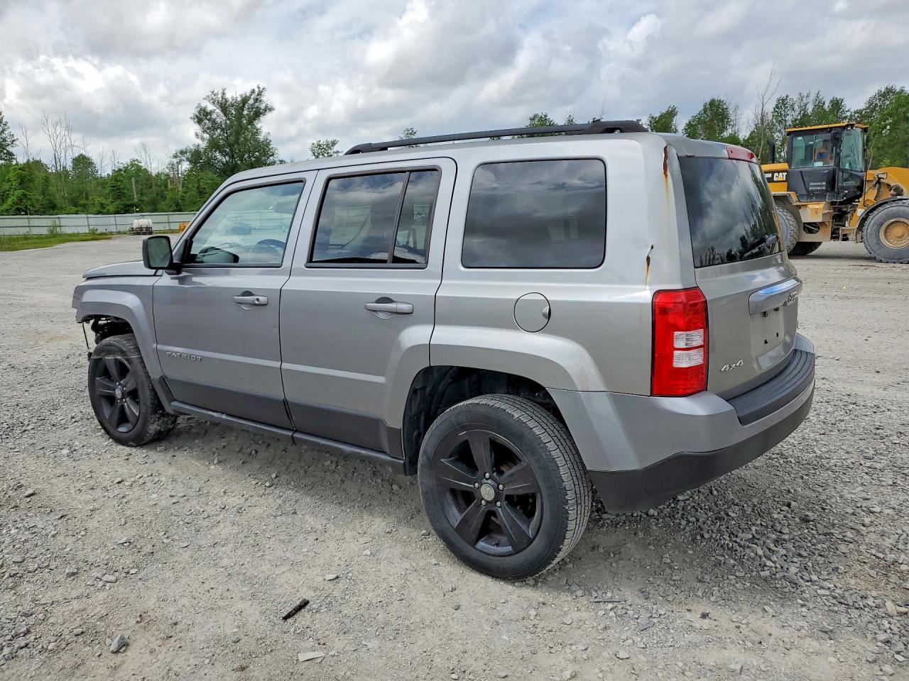 2016 Jeep Patriot Latitude - Image 2