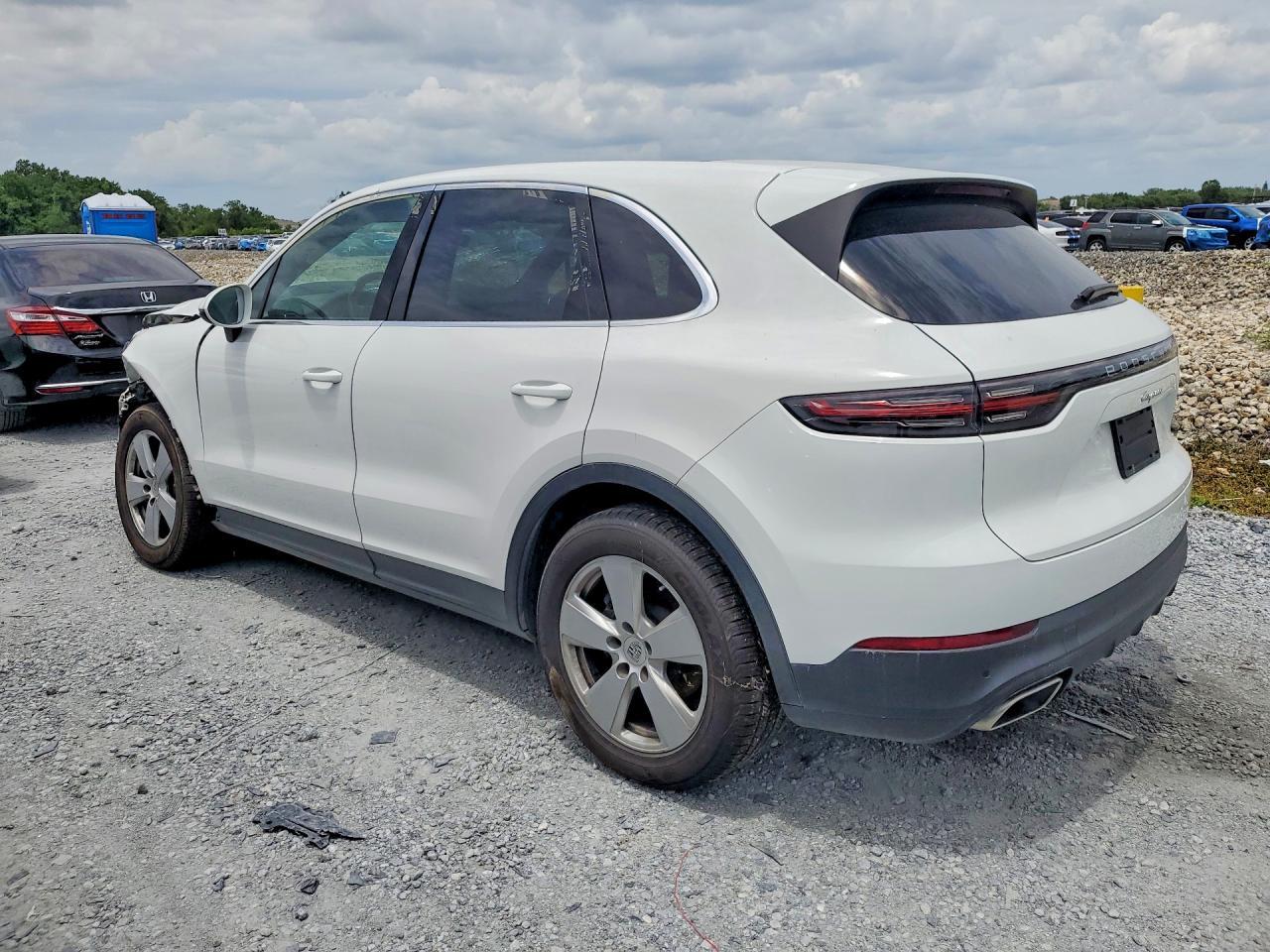 2019 Porsche Cayenne - Фото 2