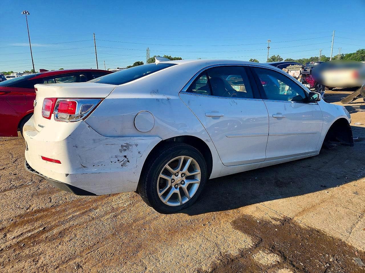 2015 Chevrolet Malibu 1Lt - Фото 3