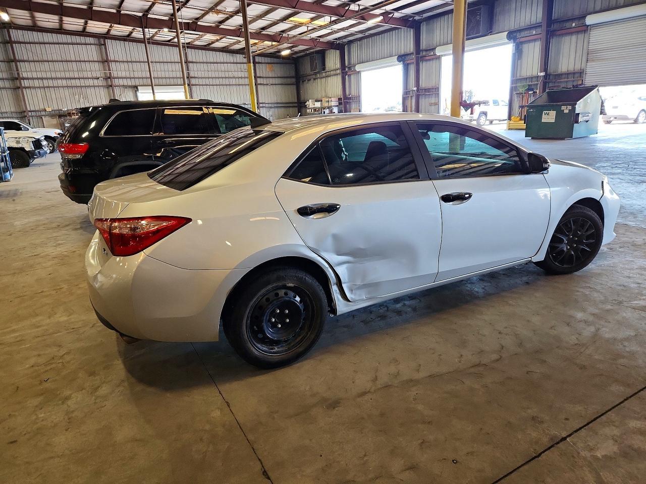 2017 Toyota Corolla Le - Фото 3