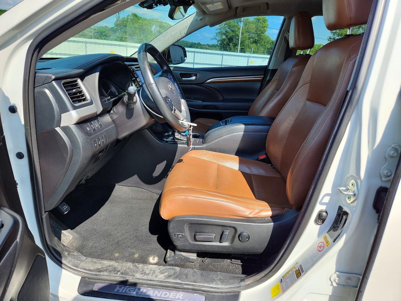 2018 Toyota Highlander Limited Platinum - Фото 7
