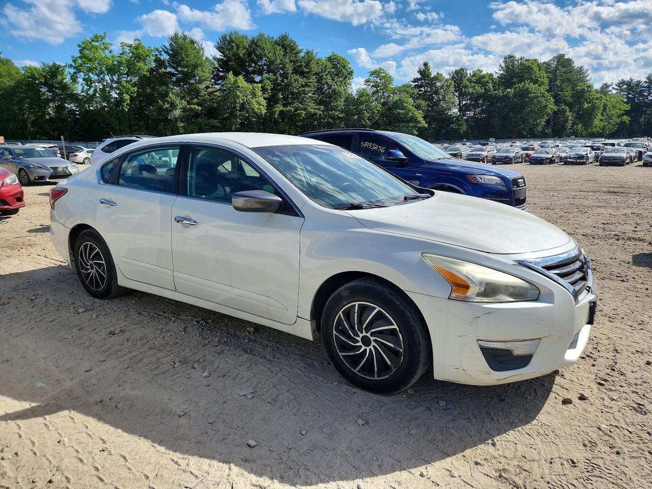 2015 Nissan Altima 2.5 S - Фото 4