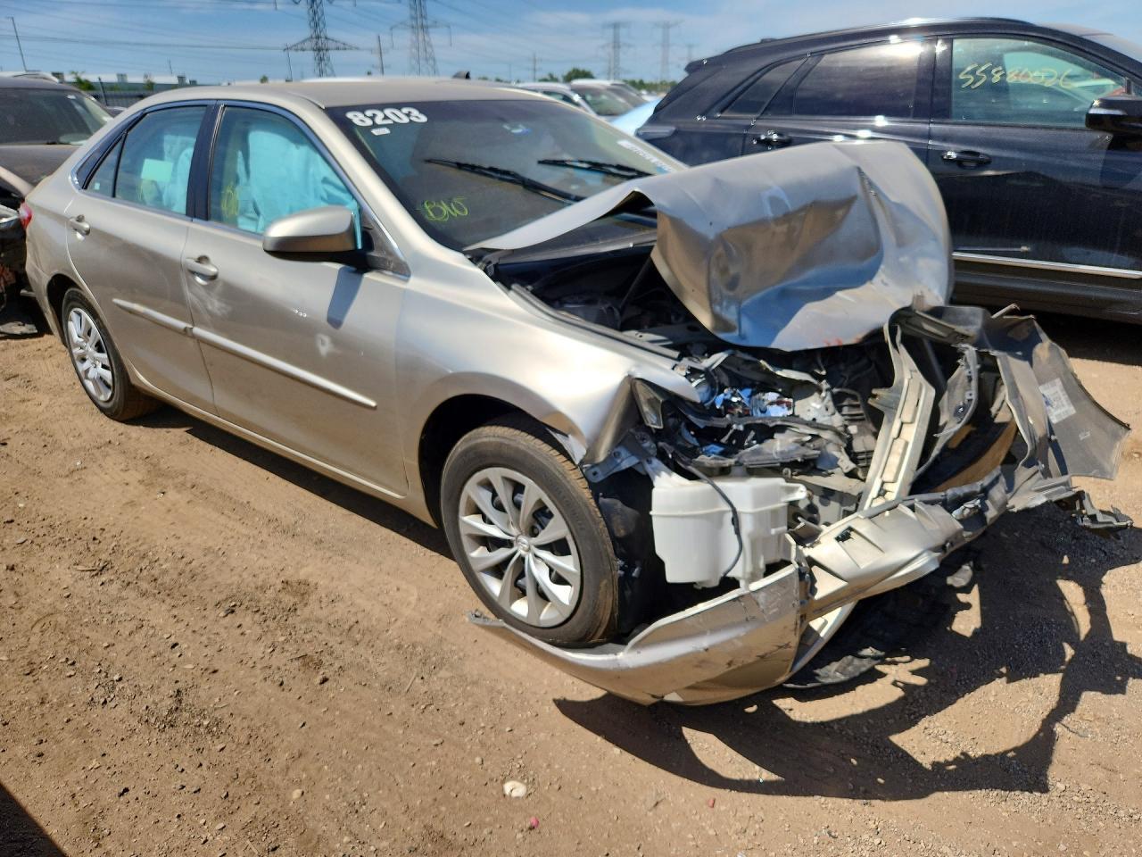 2017 Toyota Camry Le - Image 4