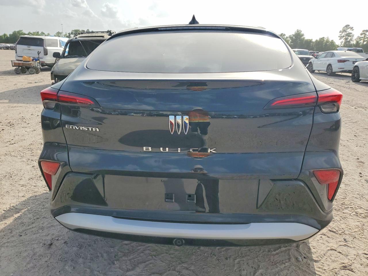 2025 Buick Envista Sport Touring - Image 6