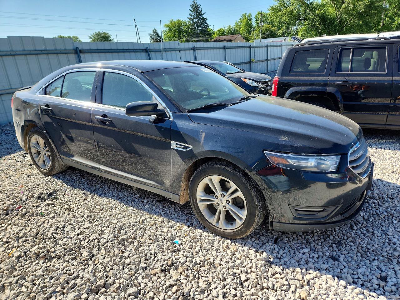 2015 Ford Taurus Sel - Фото 4