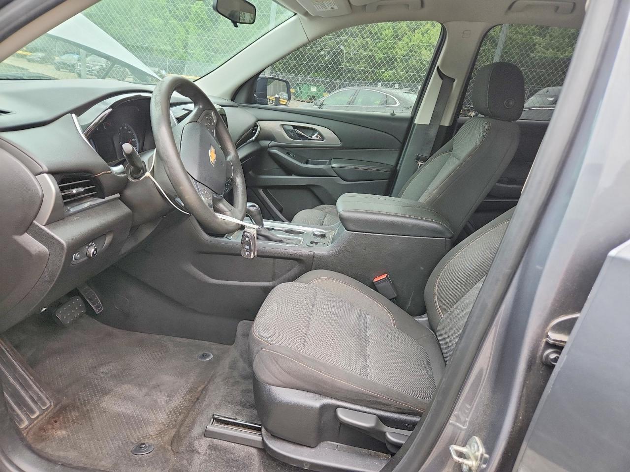 2019 Chevrolet Traverse Ls - Фото 7