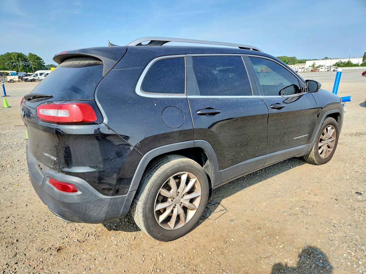 2016 Jeep Cherokee Limited - Image 3