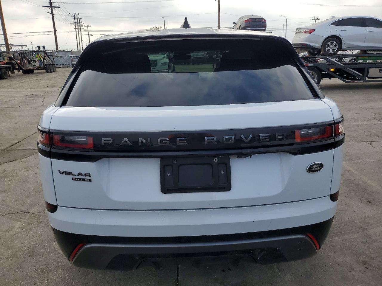 2019 Land Rover Range Rover Velar R-Dynamic Se - Image 6