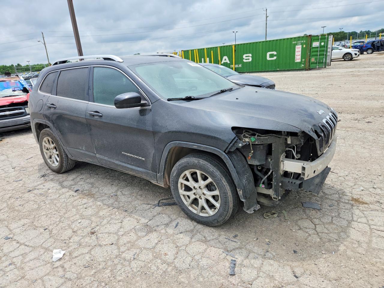 2016 Jeep Cherokee Latitude - Image 4