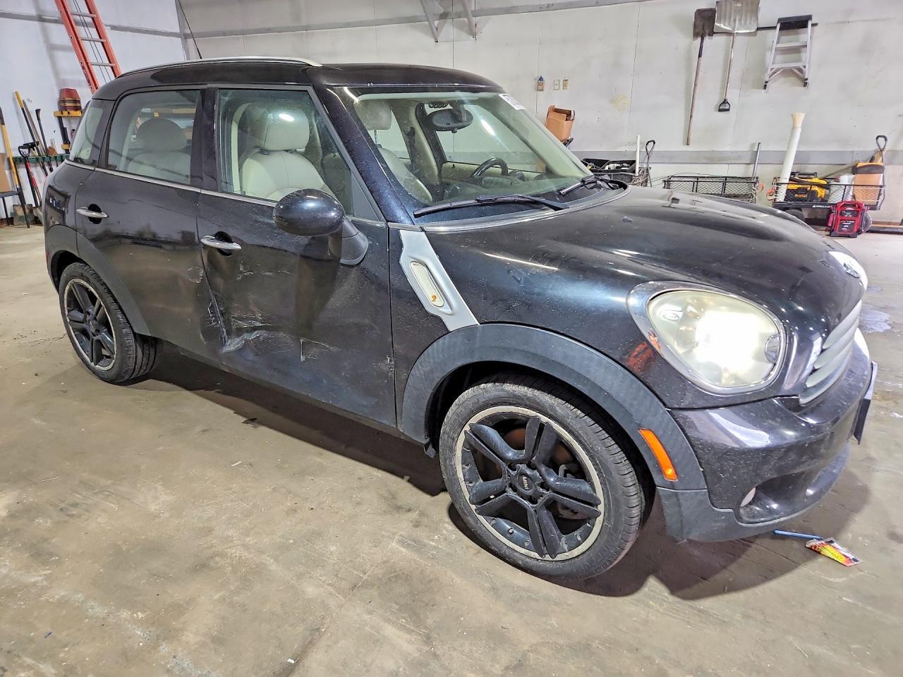 2011 Mini Cooper Countryman - Image 4