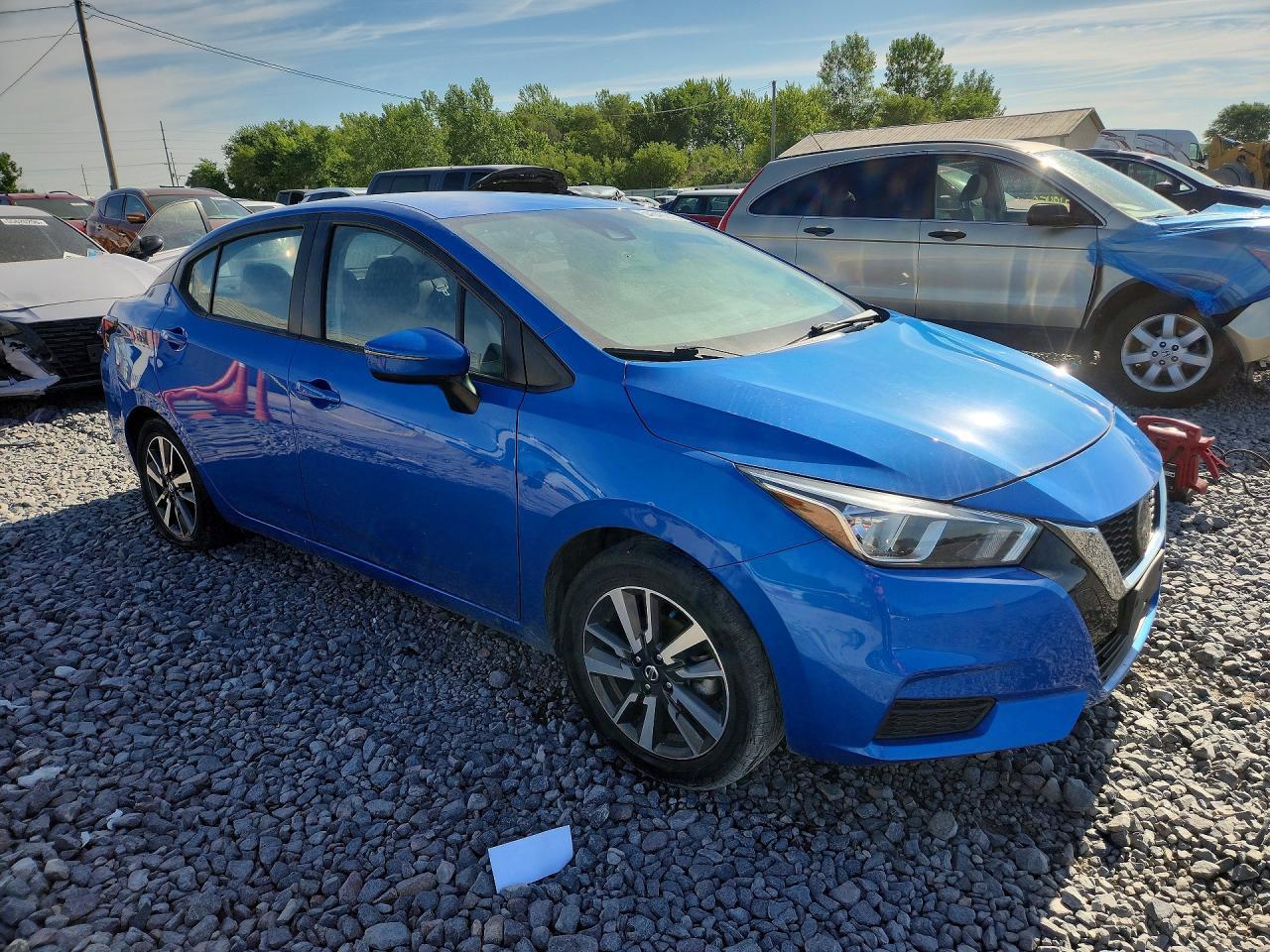 2021 Nissan Versa Sv - Image 4