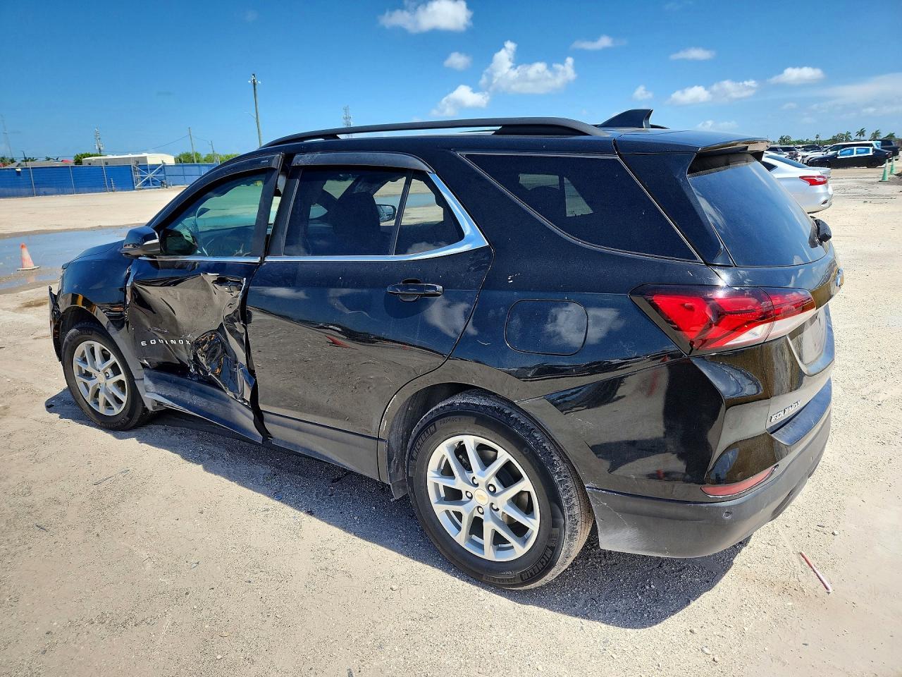 2022 Chevrolet Equinox Lt - Image 2
