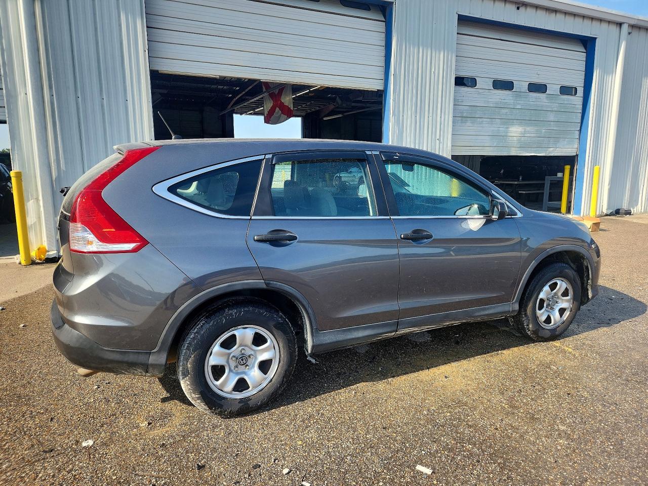 2014 Honda Cr-V Lx - Image 3