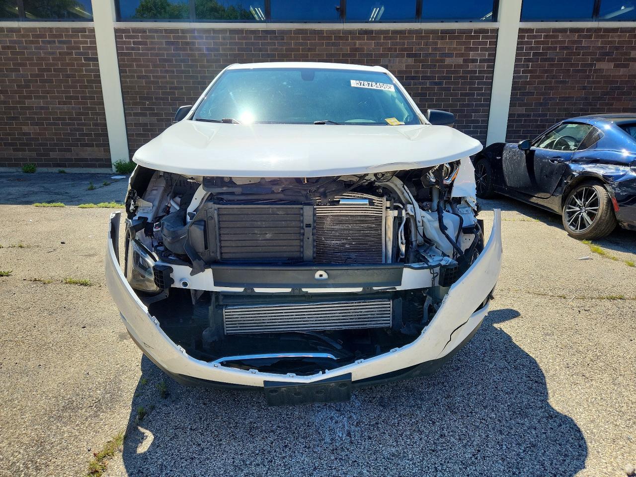 2019 Chevrolet Equinox Ls - Image 5