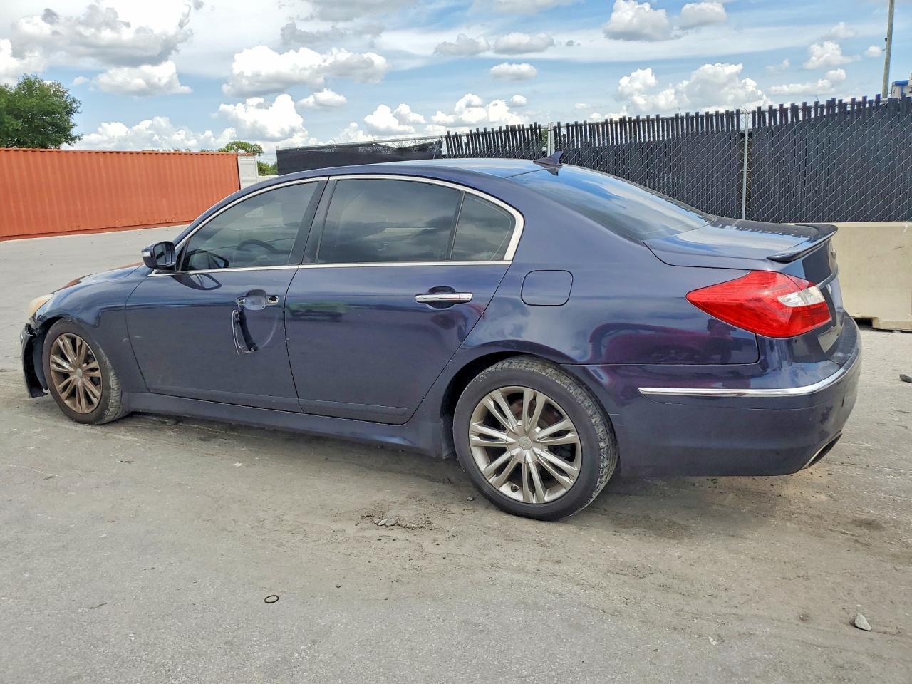 2012 Hyundai Genesis 3.8L V6 - Image 2
