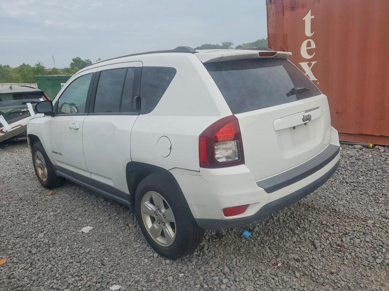 2015 Jeep Compass Sport - Фото 2