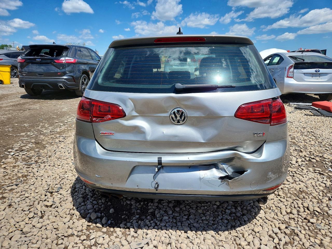 2015 Volkswagen Golf - Image 6