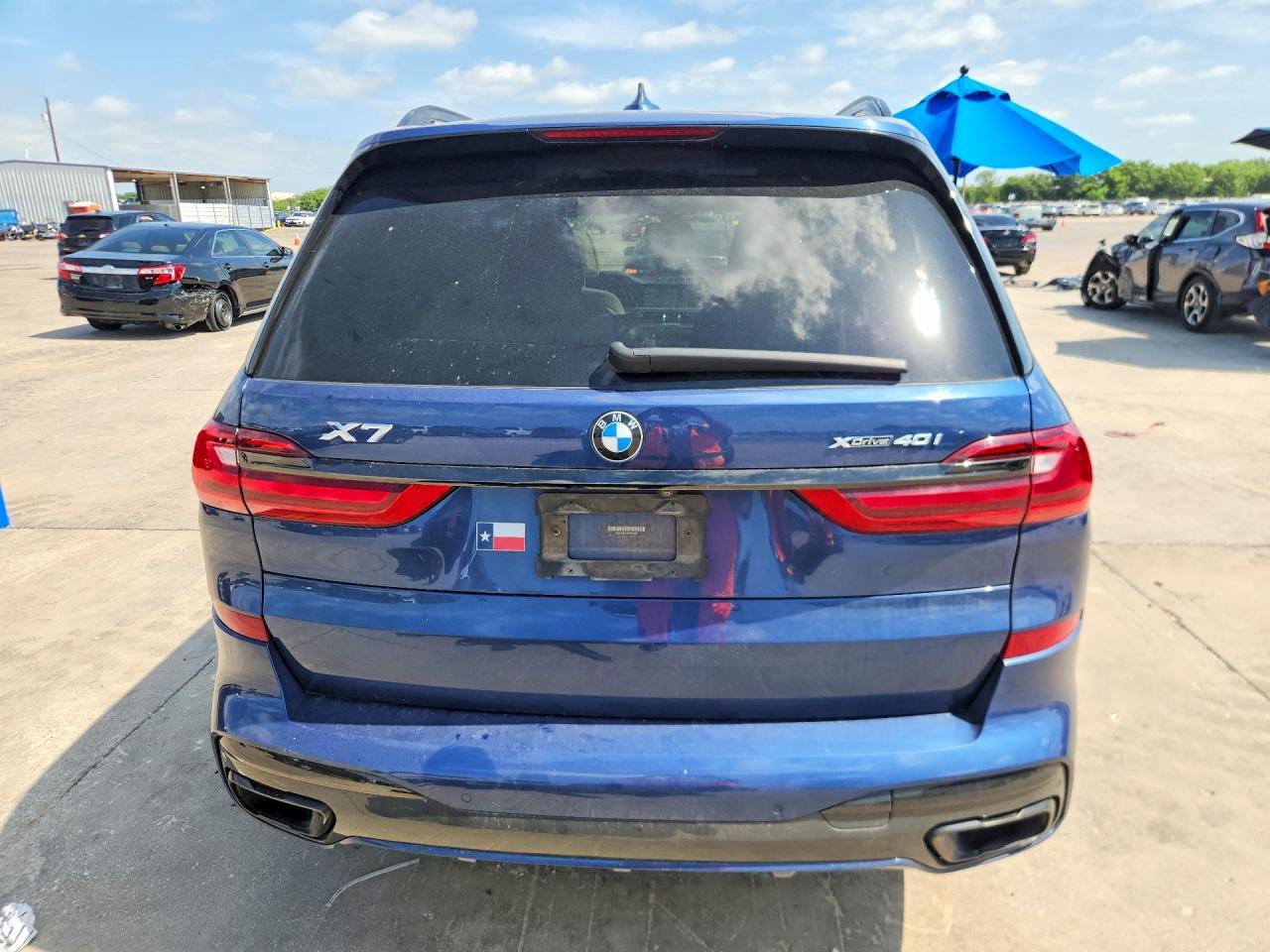 2020 BMW X7 xDrive40I - Фото 6