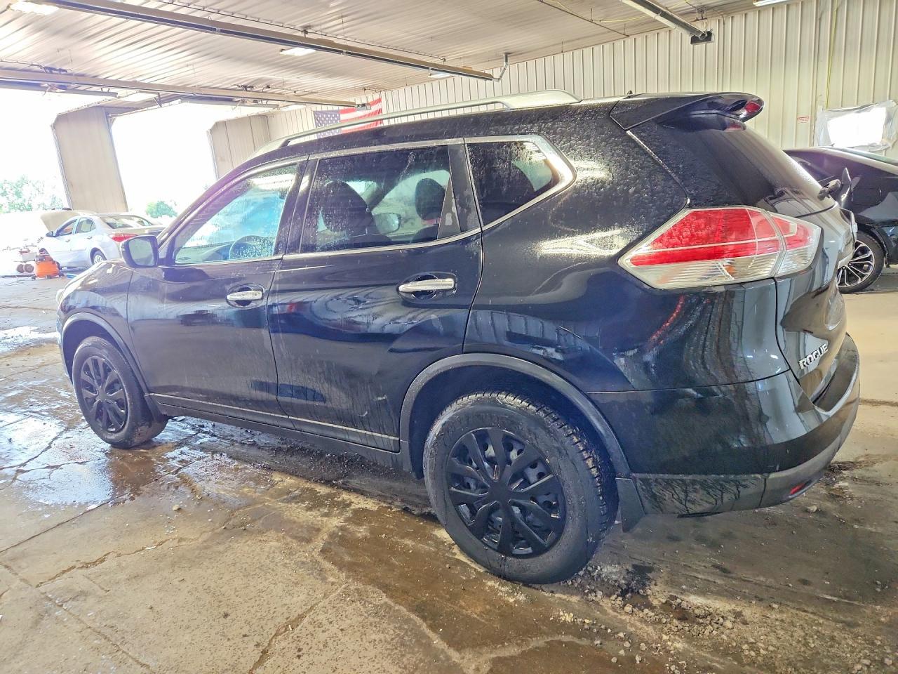2016 Nissan Rogue S - Фото 2