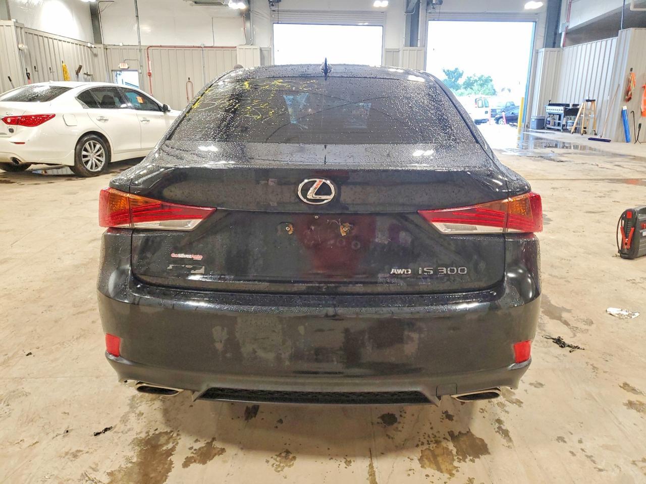 2019 Lexus Is 300 - Фото 6