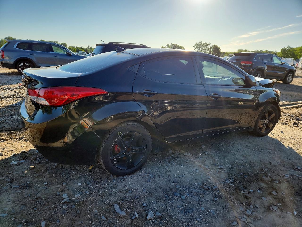 2013 Hyundai Elantra Gls - Фото 3