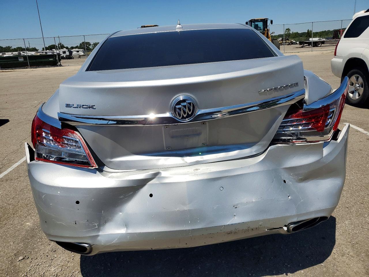 2014 Buick Lacrosse - Image 6