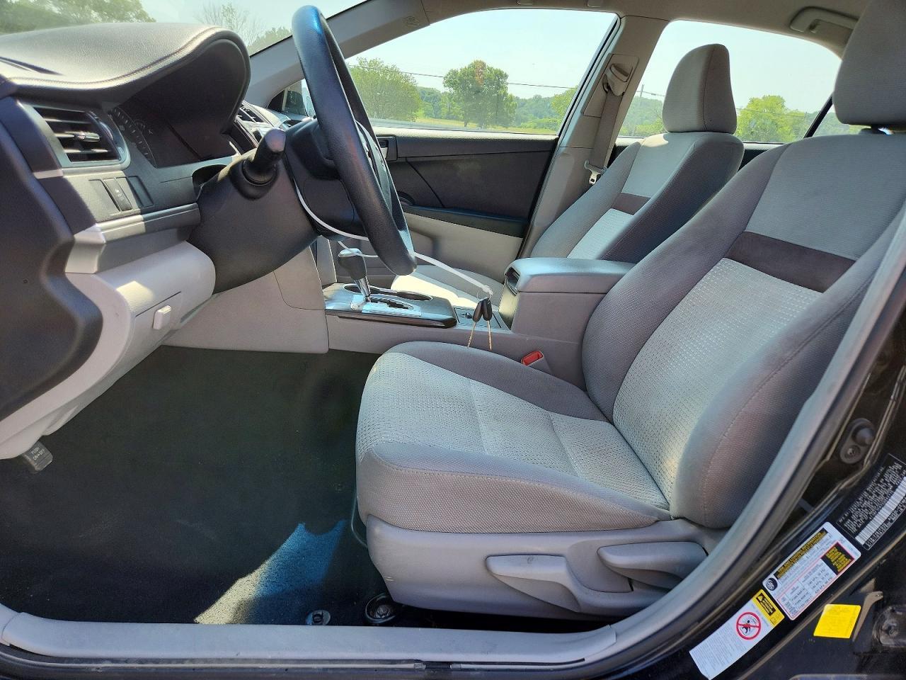 2012 Toyota Camry Le - Image 7