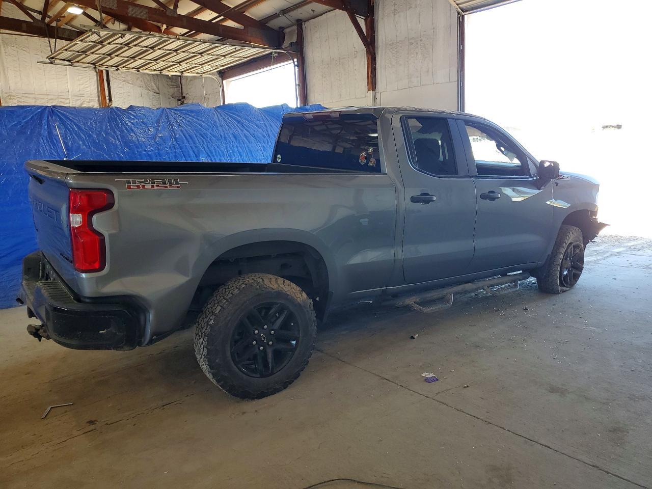 2020 Chevrolet Silverado K1500 Trail Boss Custom - Фото 3
