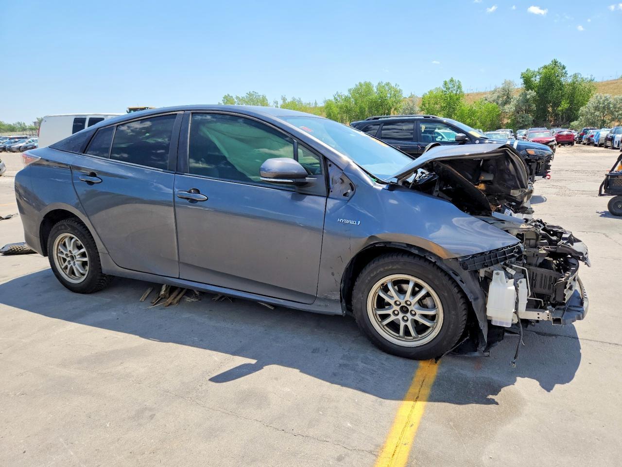 2017 Toyota Prius One - Image 4