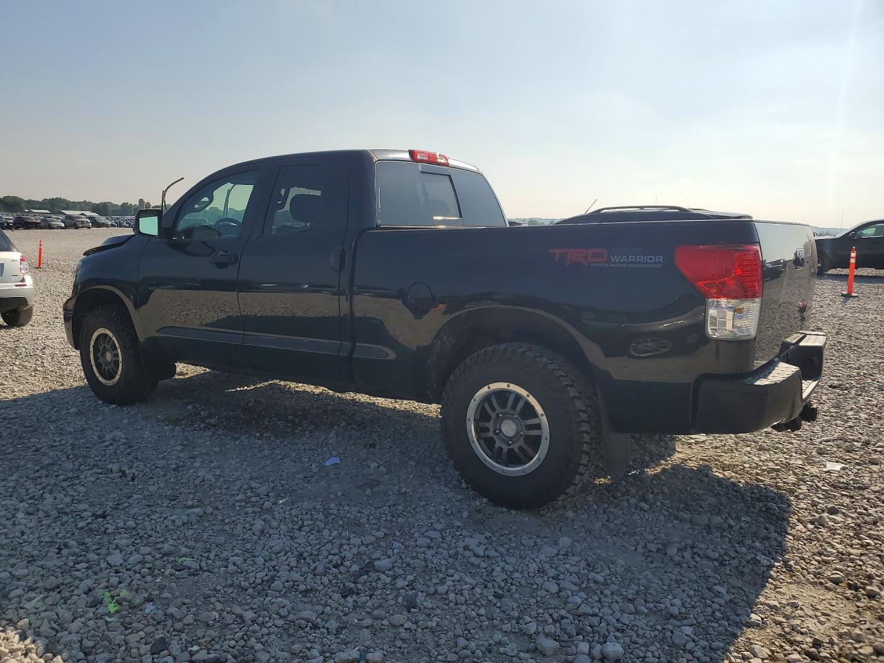 2011 Toyota Tundra Double Cab Sr5 - Фото 2