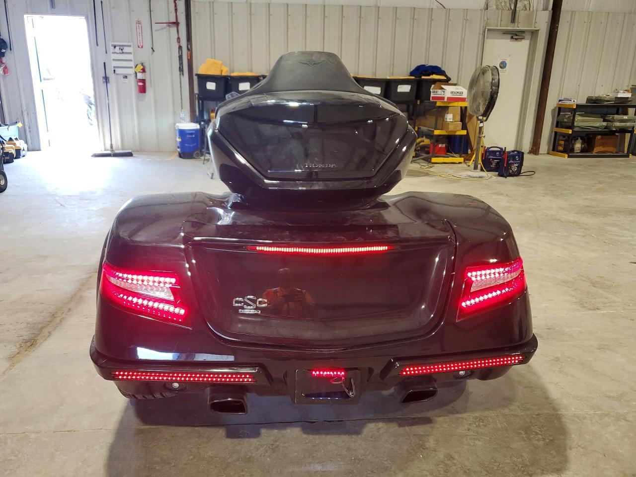 2023 Honda Gl1800 D - Фото 4