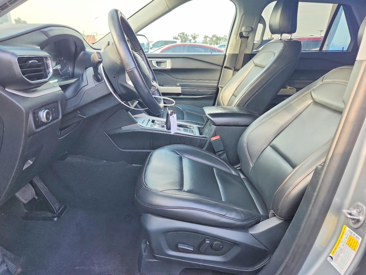 2023 Ford Explorer Xlt - Image 7
