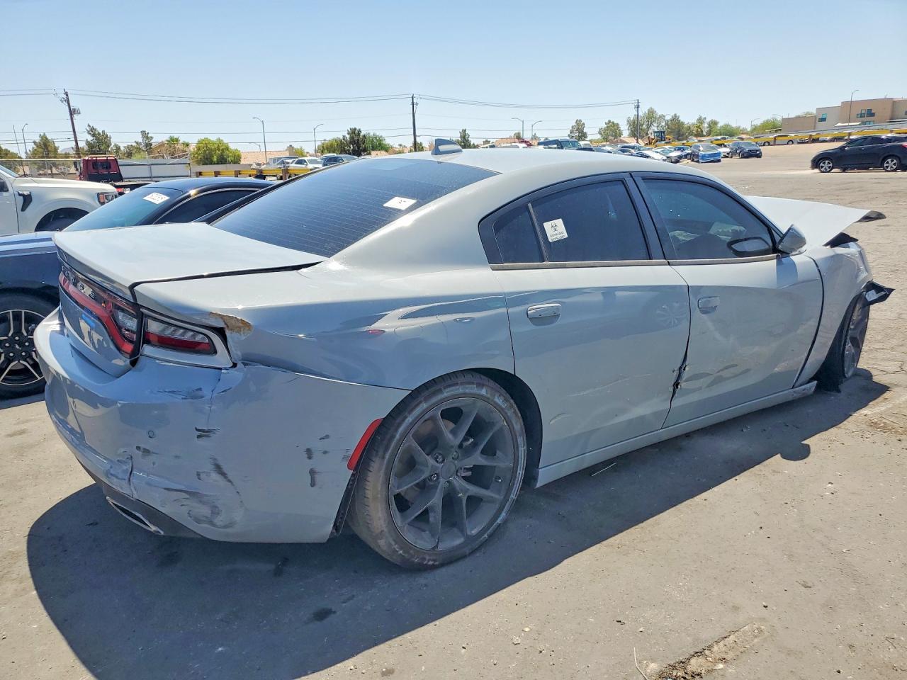 2022 Dodge Charger Sxt - Фото 3
