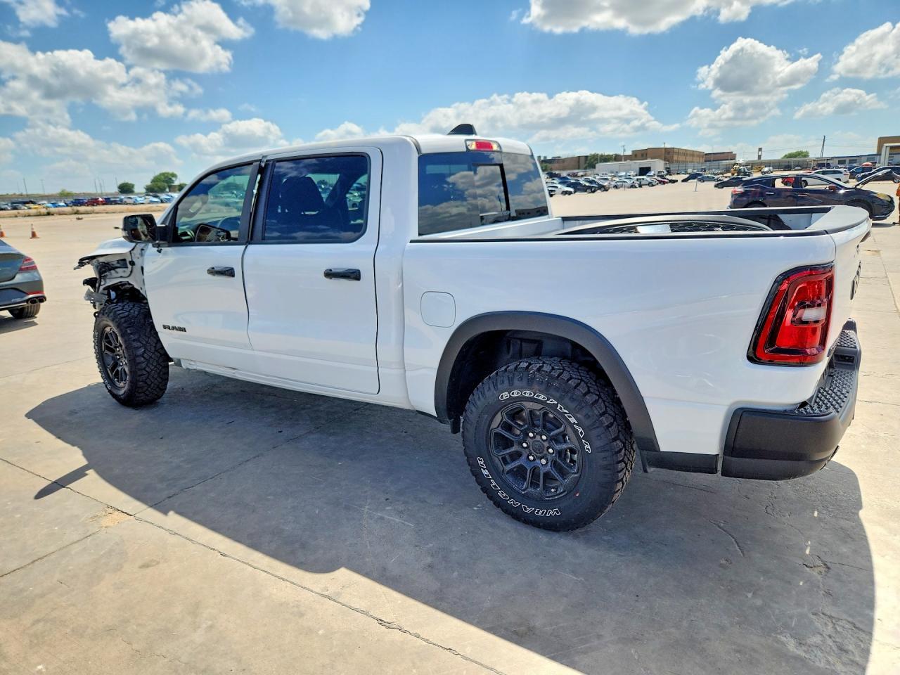 2025 Ram 1500 Rebel - Фото 2